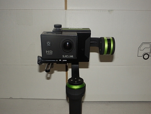 3軸電子制御カメラスタビライザー
