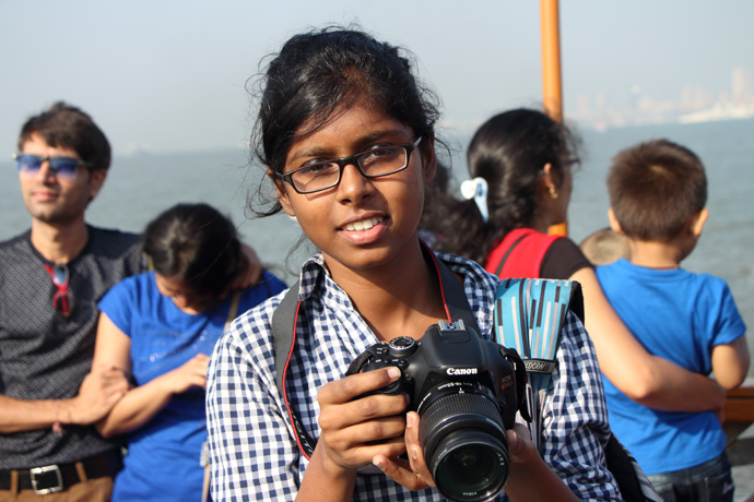 160306_Indian-Camera-girl.jpg