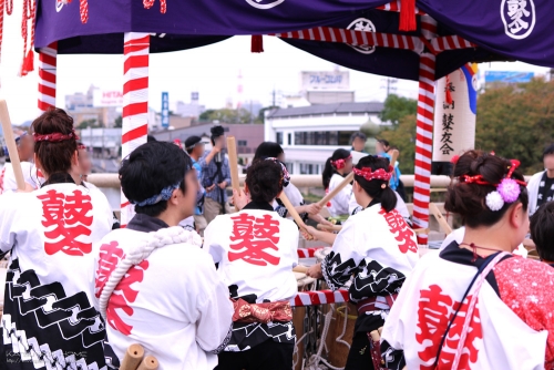 松江祭鼕行列