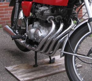 1975_CB400F_Exhaust.png