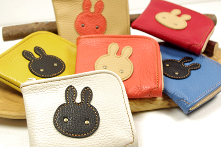 L字ファスナー・ミニ財布：ウサギ