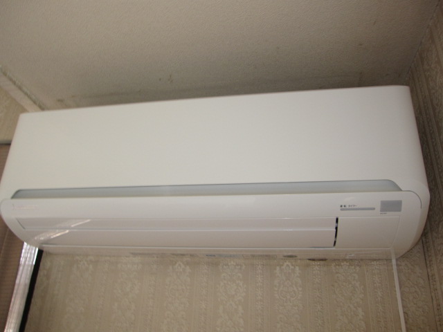 埼玉県さいたま市大宮区　ご在宅一戸建て　エアコンクリーニング　キッチン換気扇・シンクお風呂クリーニング　エアコンクリーニング　作業完了後　１