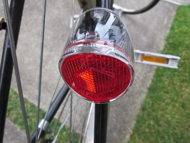 自転車用赤色LEDテールランプ取り付け - 四国歩き遍路