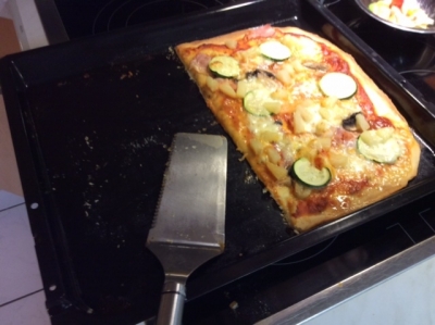 手作りピザ　１
